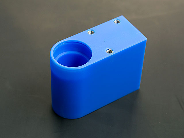 プラスチック加工