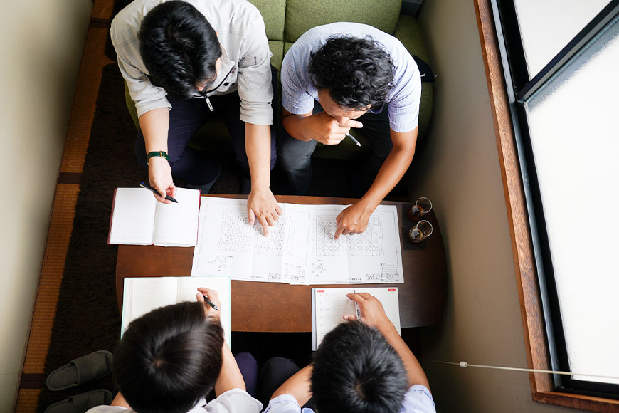 製造業と商社の業務がすべて学べるということ