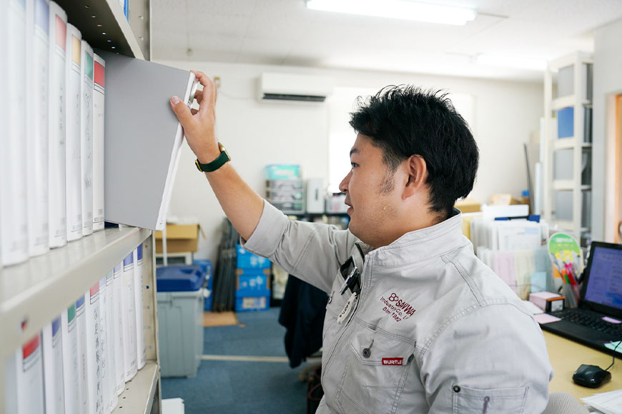 「仕事は見て覚えろ」では済まない専門性